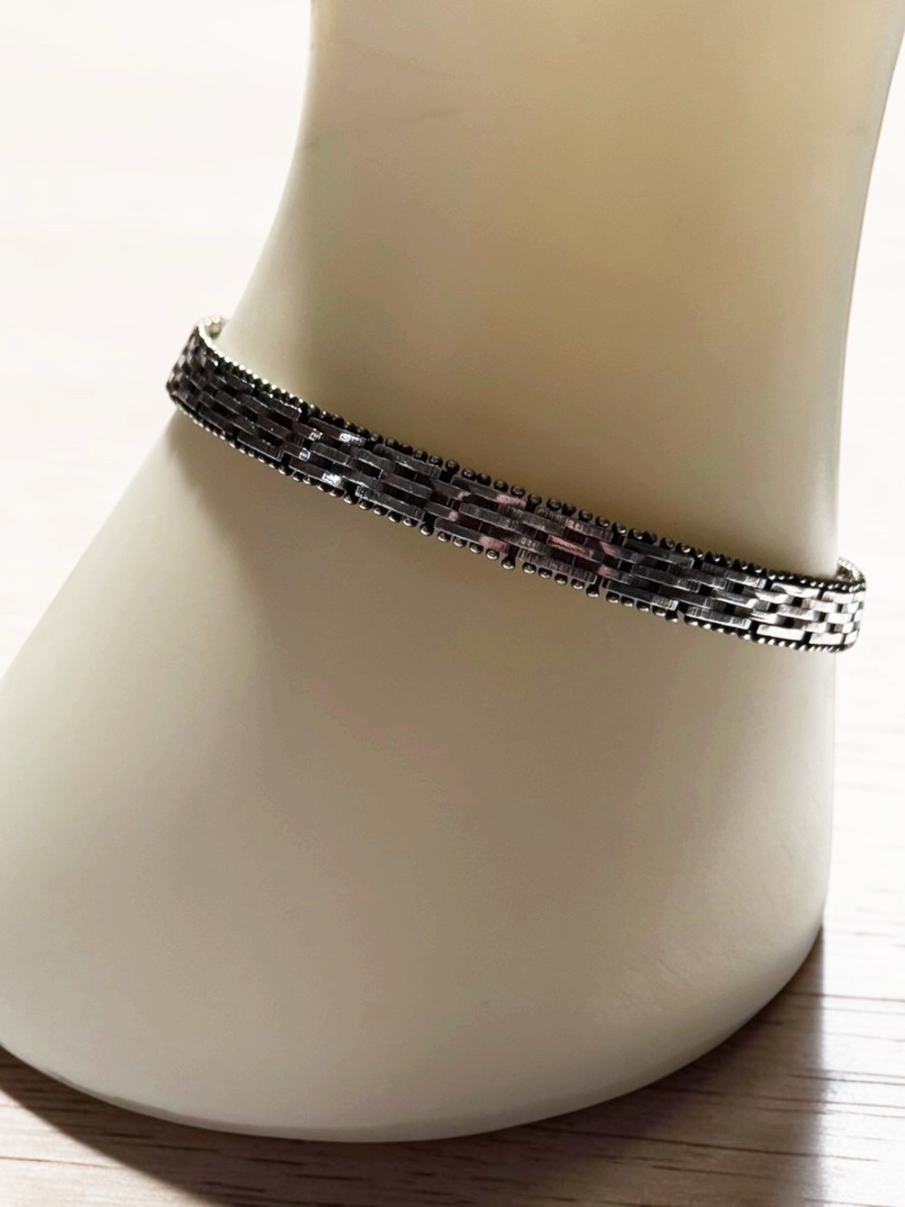 Vintage authentic Italian Riccio link bracelet crafted of .925 Sterling Silver